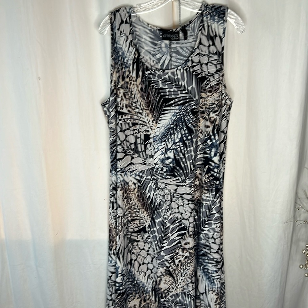 Attitudes Flowy Tropical Maxi